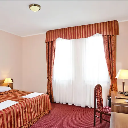 Готель Jasek Premium