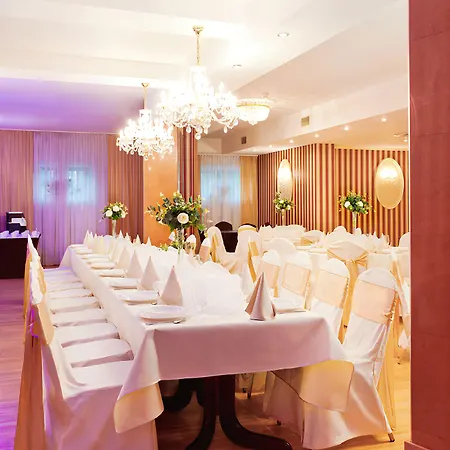 Jasek Premium Готель